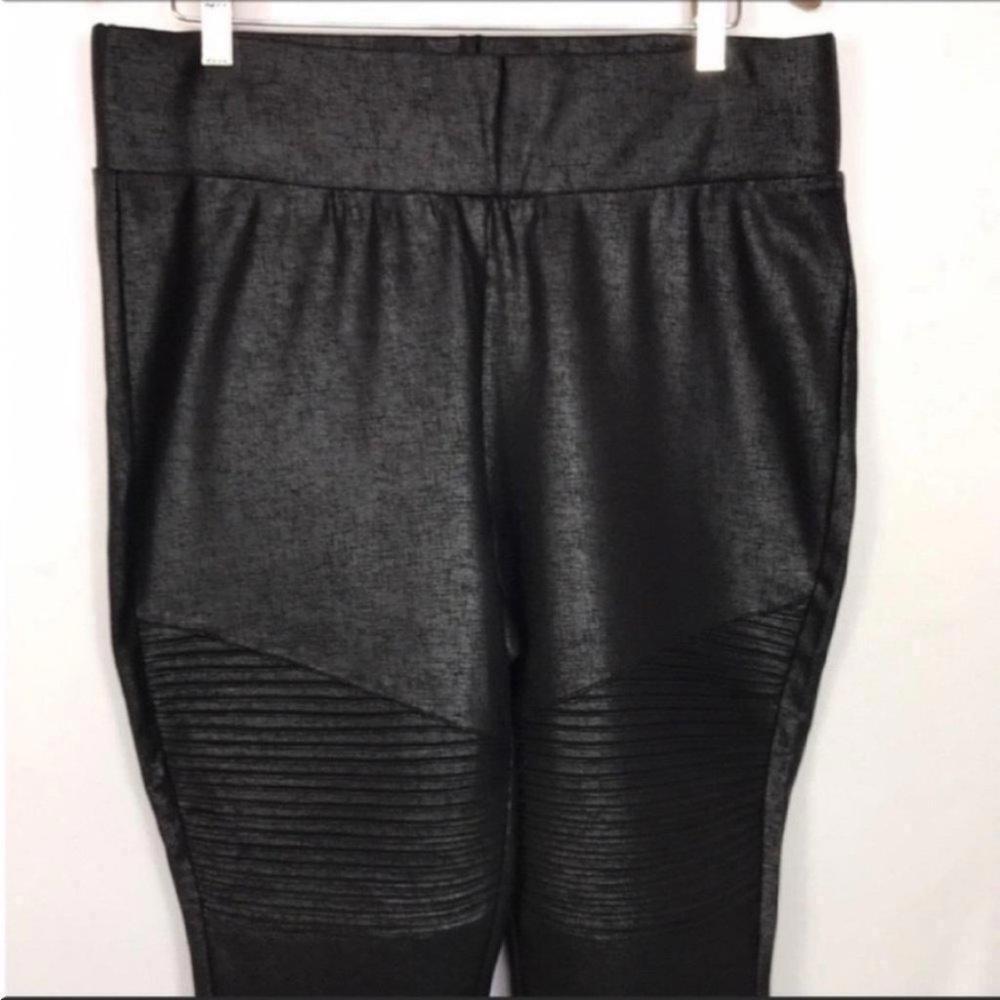 Torrid Womens High‎ Rise Faux Leather Skinny Pants Black Size 2 - Picture 2 of 9